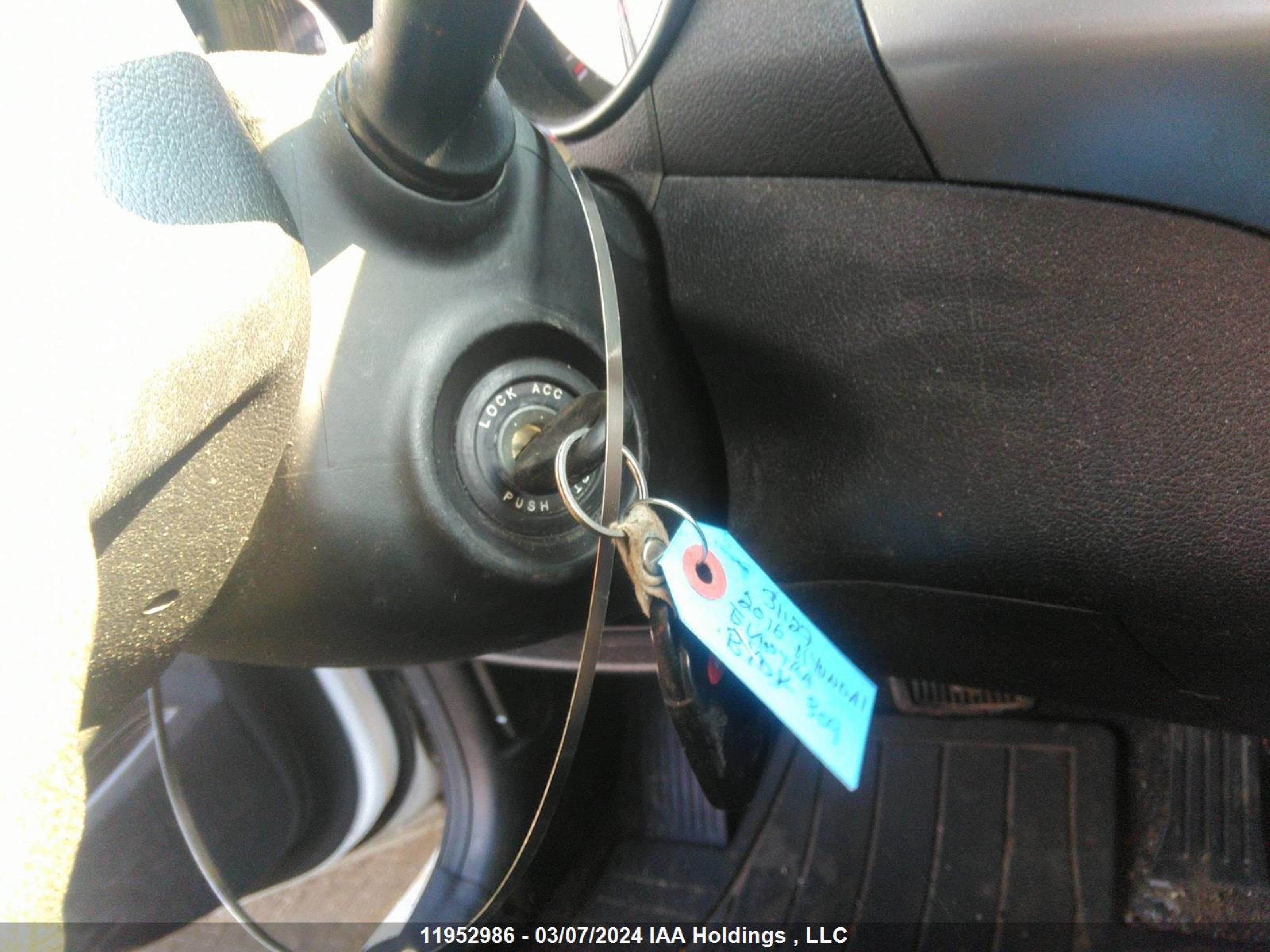 Photo 10 VIN: KMHDH4AE5GU591615 - HYUNDAI ELANTRA 