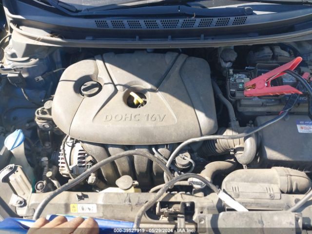 Photo 9 VIN: KMHDH4AE5GU601026 - HYUNDAI ELANTRA 