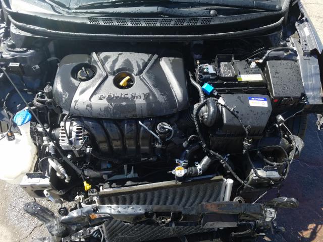 Photo 6 VIN: KMHDH4AE5GU636858 - HYUNDAI ELANTRA SE 