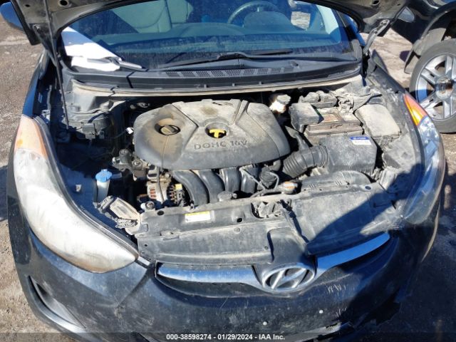 Photo 9 VIN: KMHDH4AE6BU082304 - HYUNDAI ELANTRA 