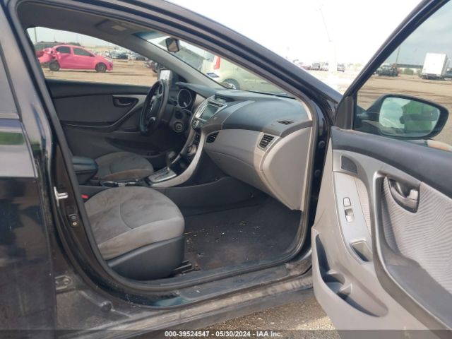 Photo 4 VIN: KMHDH4AE6BU083694 - HYUNDAI ELANTRA 