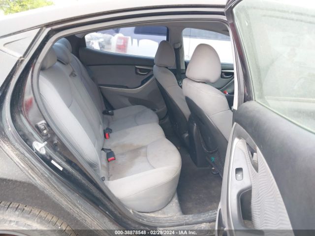 Photo 7 VIN: KMHDH4AE6BU083730 - HYUNDAI ELANTRA 