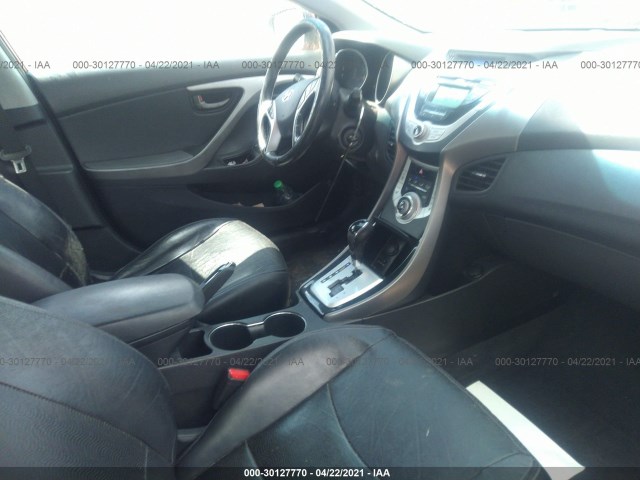 Photo 4 VIN: KMHDH4AE6BU085283 - HYUNDAI ELANTRA 