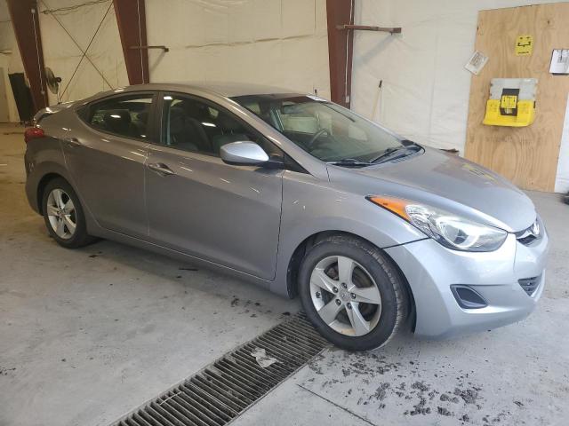 Photo 3 VIN: KMHDH4AE6BU095702 - HYUNDAI ELANTRA GL 