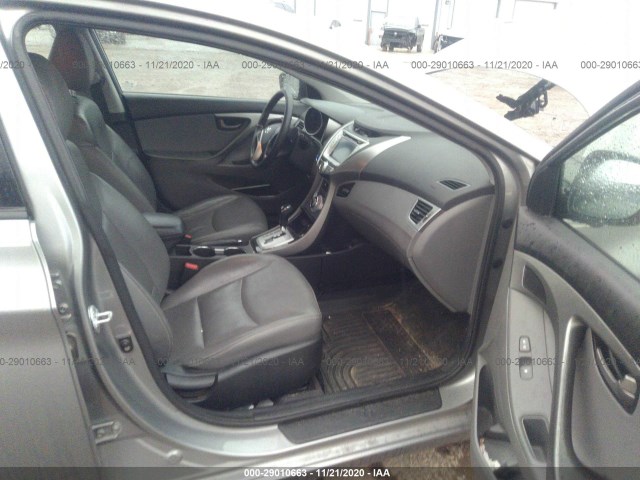 Photo 4 VIN: KMHDH4AE6BU103331 - HYUNDAI ELANTRA 