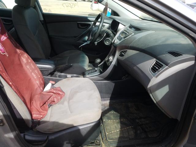 Photo 4 VIN: KMHDH4AE6BU115186 - HYUNDAI ELANTRA GL 