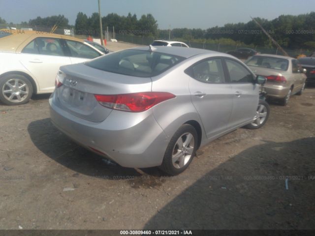 Photo 3 VIN: KMHDH4AE6BU118265 - HYUNDAI ELANTRA 