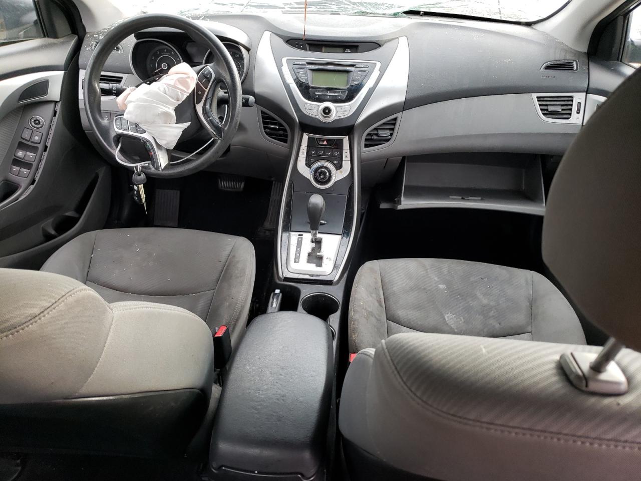 Photo 8 VIN: KMHDH4AE6BU123546 - HYUNDAI ELANTRA 