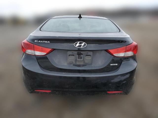 Photo 5 VIN: KMHDH4AE6BU135650 - HYUNDAI ELANTRA 