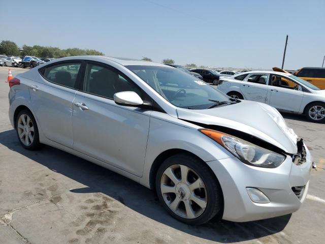 Photo 3 VIN: KMHDH4AE6BU140928 - HYUNDAI ELANTRA GL 