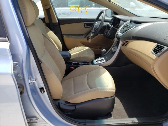 Photo 4 VIN: KMHDH4AE6BU143490 - HYUNDAI ELANTRA GL 