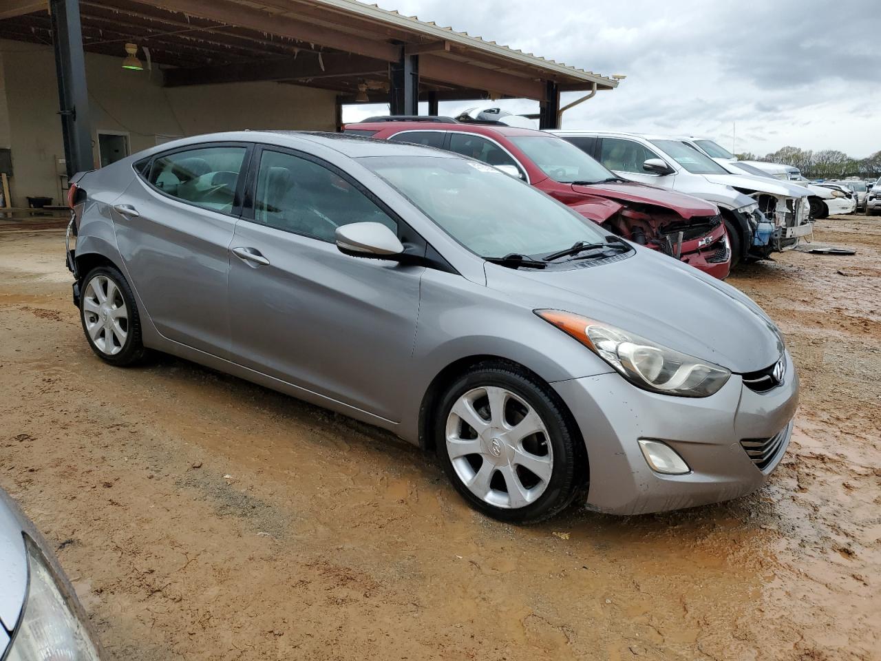 Photo 3 VIN: KMHDH4AE6BU148902 - HYUNDAI ELANTRA 