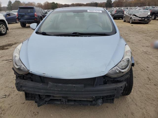 Photo 4 VIN: KMHDH4AE6CU186101 - HYUNDAI ELANTRA 