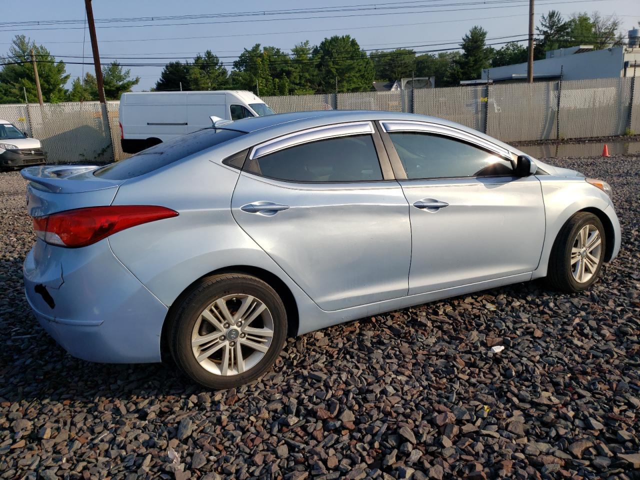 Photo 2 VIN: KMHDH4AE6CU191671 - HYUNDAI ELANTRA 