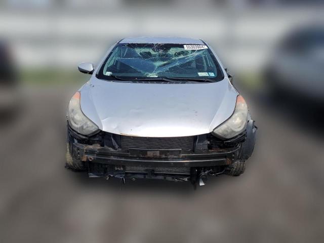 Photo 4 VIN: KMHDH4AE6CU252095 - HYUNDAI ELANTRA 