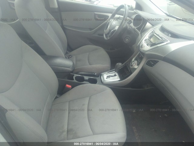 Photo 4 VIN: KMHDH4AE6CU258690 - HYUNDAI ELANTRA 