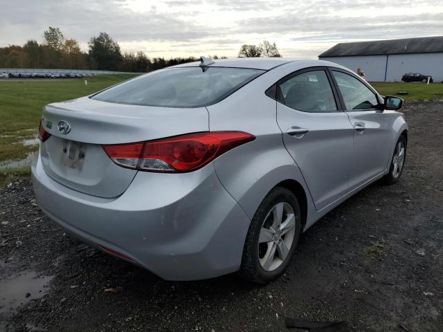 Photo 3 VIN: KMHDH4AE6CU281743 - HYUNDAI ELANTRA GL 