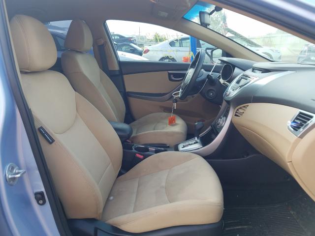 Photo 4 VIN: KMHDH4AE6CU282102 - HYUNDAI ELANTRA GL 