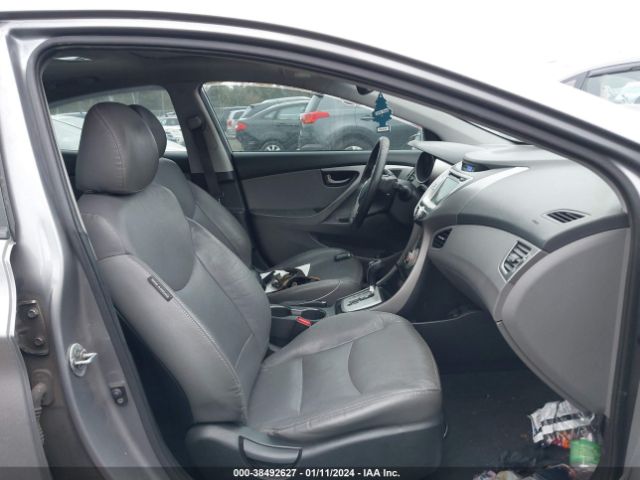 Photo 4 VIN: KMHDH4AE6CU311209 - HYUNDAI ELANTRA 