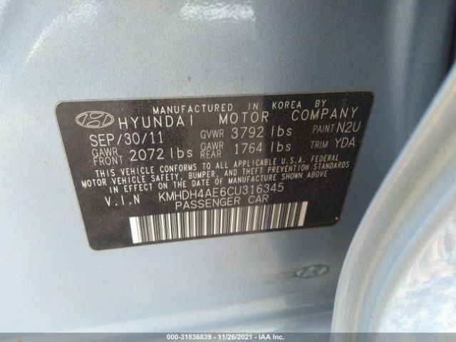 Photo 8 VIN: KMHDH4AE6CU316345 - HYUNDAI ELANTRA 