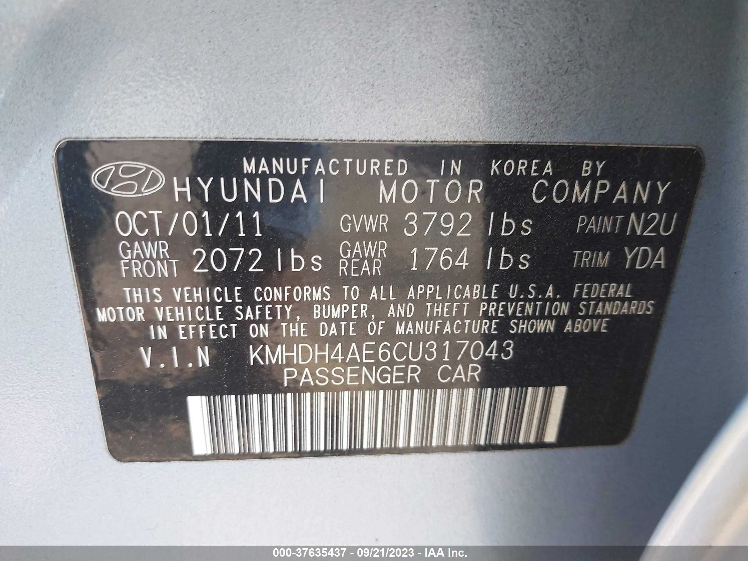 Photo 8 VIN: KMHDH4AE6CU317043 - HYUNDAI ELANTRA 