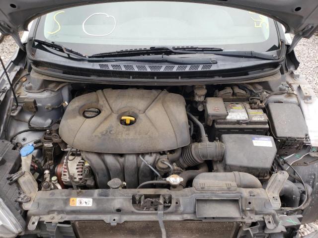 Photo 6 VIN: KMHDH4AE6CU377436 - HYUNDAI ELANTRA GL 