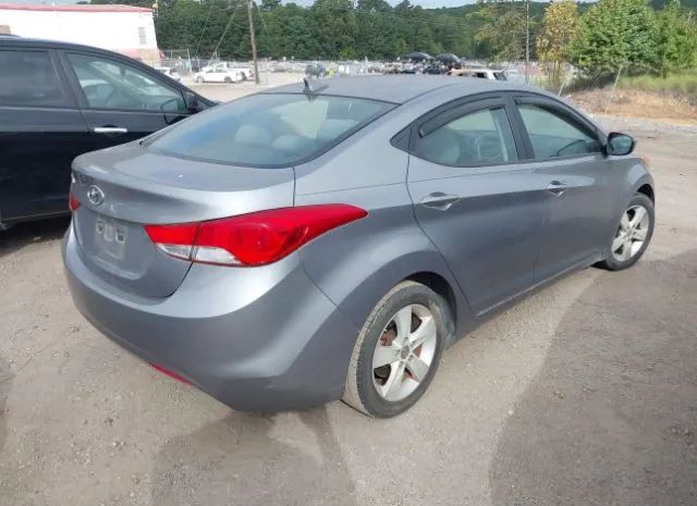 Photo 3 VIN: KMHDH4AE6CU409236 - HYUNDAI ELANTRA 