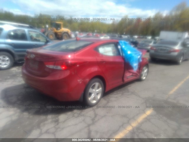 Photo 3 VIN: KMHDH4AE6CU424982 - HYUNDAI ELANTRA 