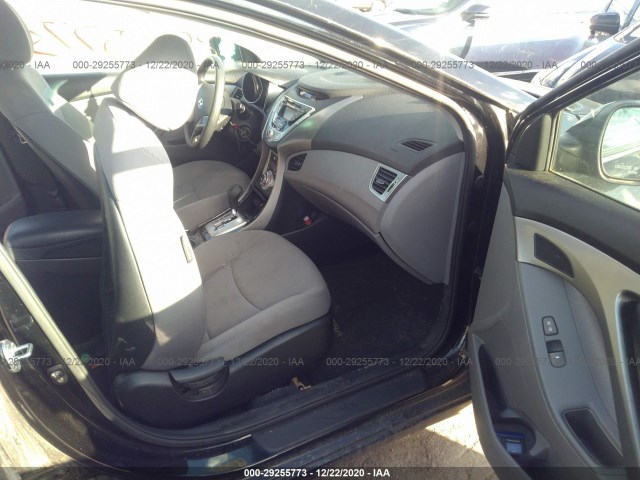 Photo 4 VIN: KMHDH4AE6CU451230 - HYUNDAI ELANTRA 