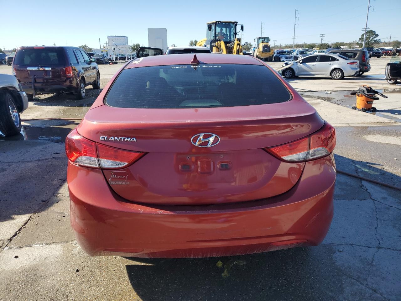 Photo 5 VIN: KMHDH4AE6CU465287 - HYUNDAI ELANTRA 