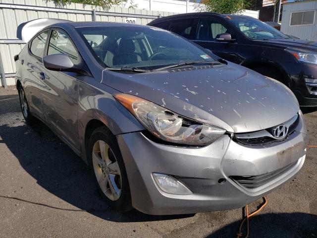 Photo 3 VIN: KMHDH4AE6DU015883 - HYUNDAI ELANTRA 