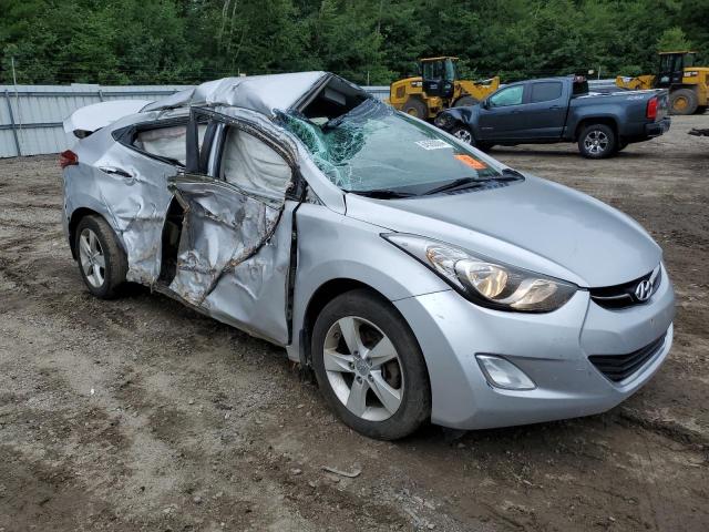 Photo 3 VIN: KMHDH4AE6DU582742 - HYUNDAI ELANTRA 