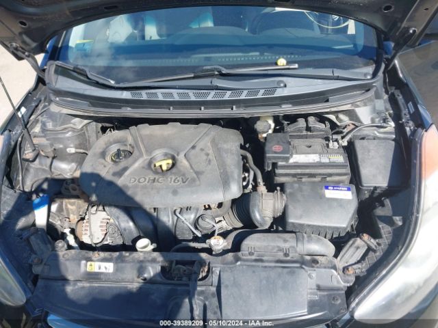 Photo 9 VIN: KMHDH4AE6DU585348 - HYUNDAI ELANTRA 