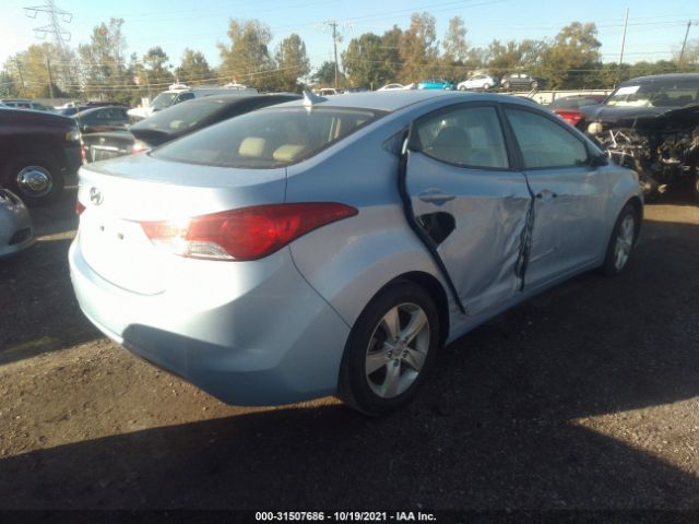 Photo 3 VIN: KMHDH4AE6DU631566 - HYUNDAI ELANTRA 