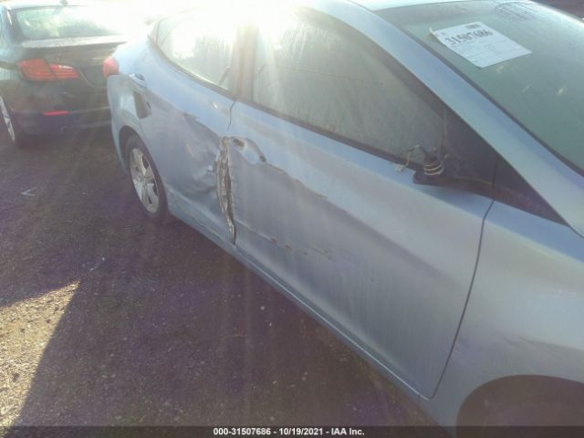 Photo 5 VIN: KMHDH4AE6DU631566 - HYUNDAI ELANTRA 