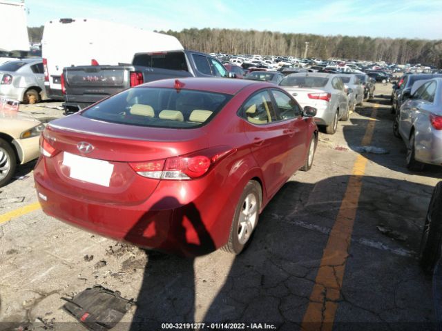 Photo 3 VIN: KMHDH4AE6DU670030 - HYUNDAI ELANTRA 