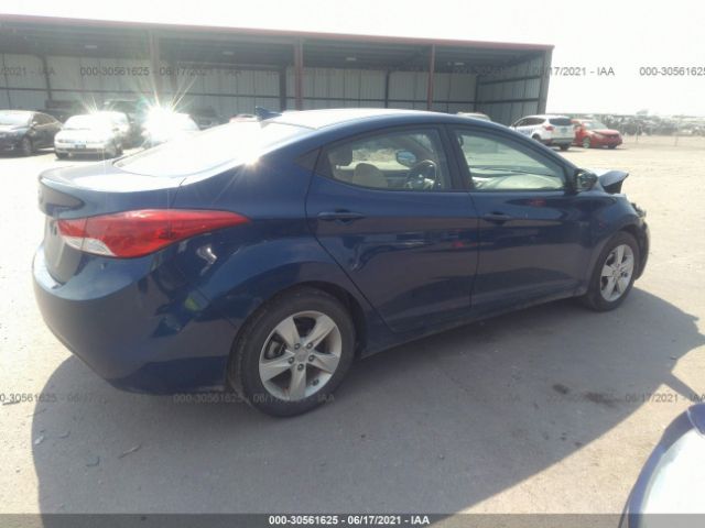 Photo 3 VIN: KMHDH4AE6DU684168 - HYUNDAI ELANTRA 