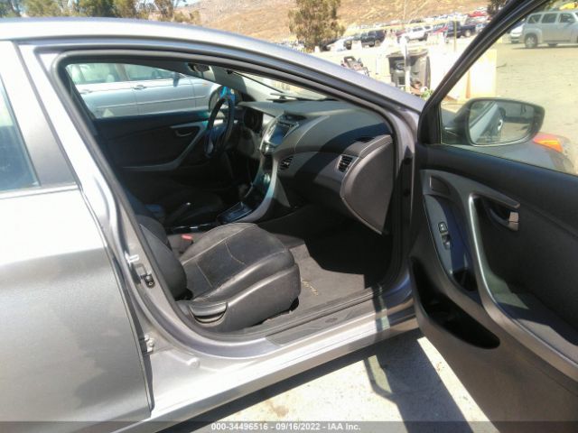 Photo 4 VIN: KMHDH4AE6DU687636 - HYUNDAI ELANTRA 