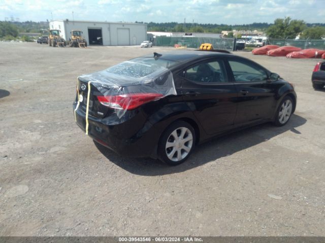 Photo 3 VIN: KMHDH4AE6DU688303 - HYUNDAI ELANTRA 