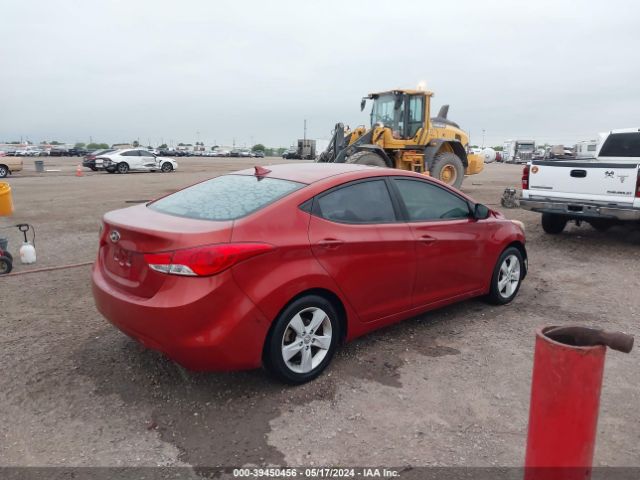 Photo 3 VIN: KMHDH4AE6DU784593 - HYUNDAI ELANTRA 