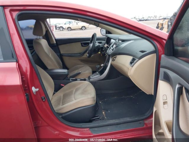 Photo 4 VIN: KMHDH4AE6DU784593 - HYUNDAI ELANTRA 