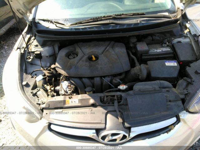 Photo 9 VIN: KMHDH4AE6DU815566 - HYUNDAI ELANTRA 