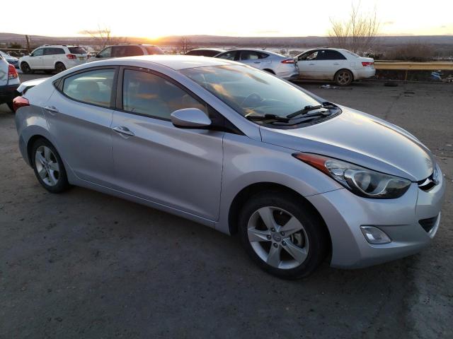 Photo 3 VIN: KMHDH4AE6DU853282 - HYUNDAI ELANTRA 