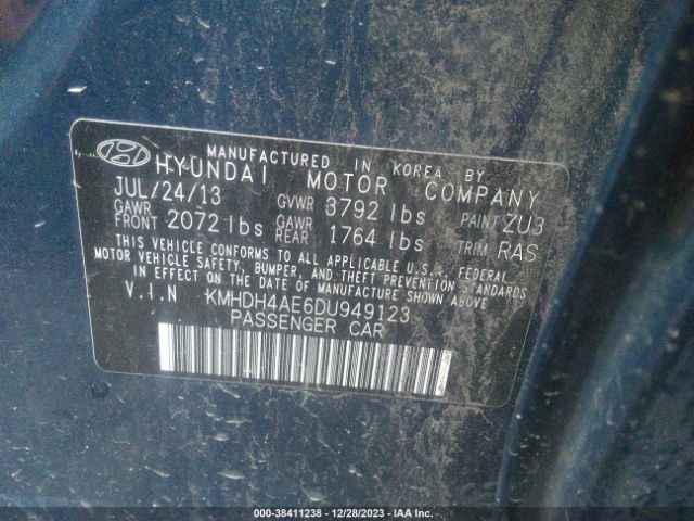 Photo 8 VIN: KMHDH4AE6DU949123 - HYUNDAI ELANTRA 