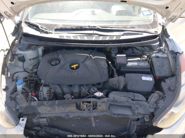 Photo 9 VIN: KMHDH4AE6DU957464 - HYUNDAI ELANTRA 