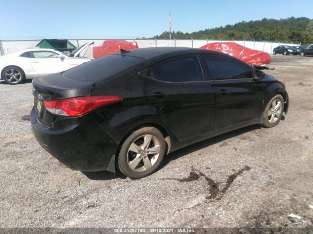 Photo 3 VIN: KMHDH4AE6DU962678 - HYUNDAI ELANTRA 