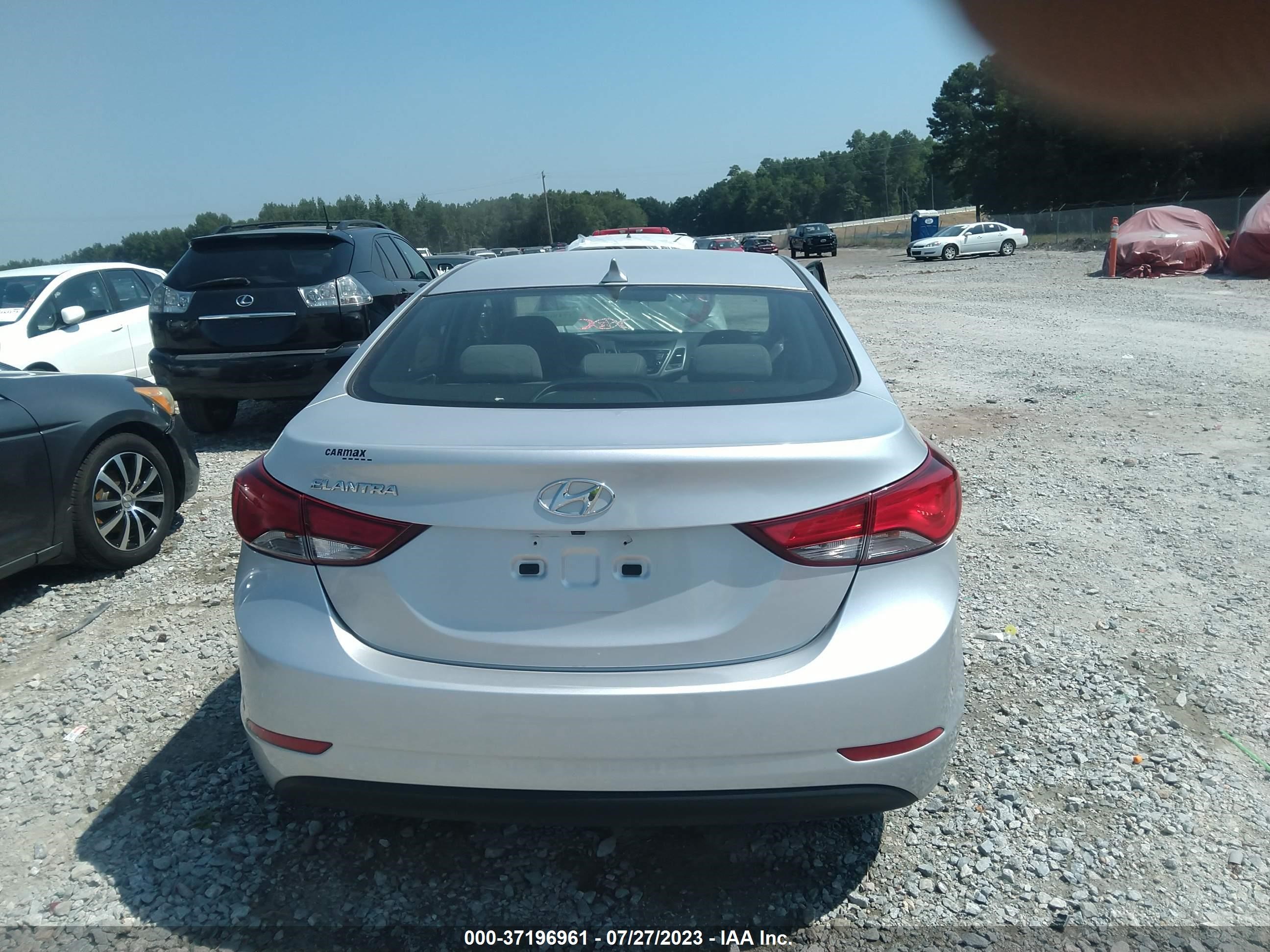 Photo 15 VIN: KMHDH4AE6EU038758 - HYUNDAI ELANTRA 