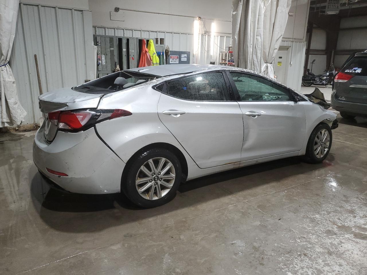 Photo 2 VIN: KMHDH4AE6EU050280 - HYUNDAI ELANTRA 