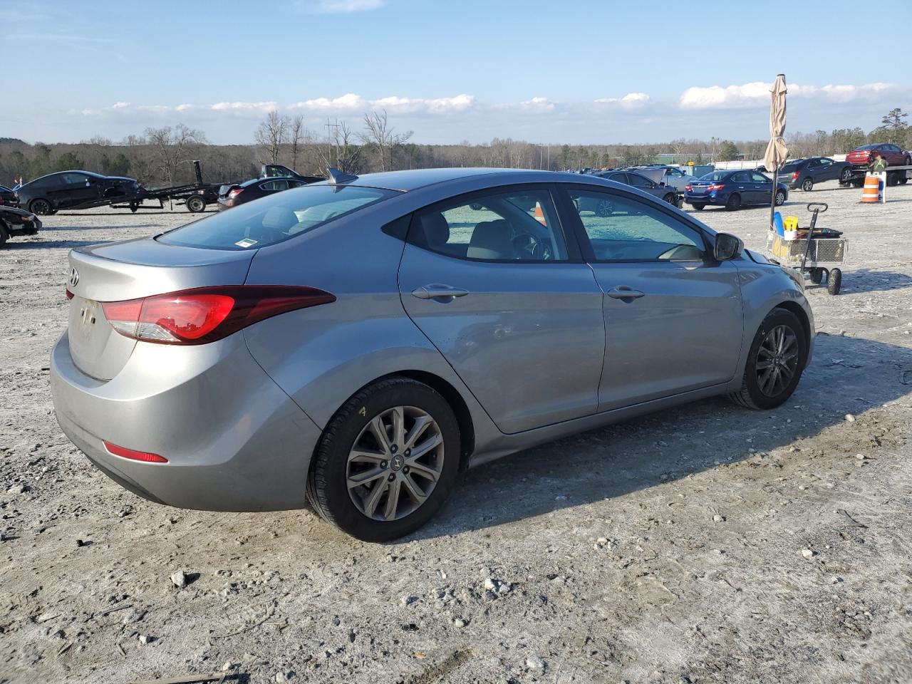 Photo 2 VIN: KMHDH4AE6EU149553 - HYUNDAI ELANTRA 