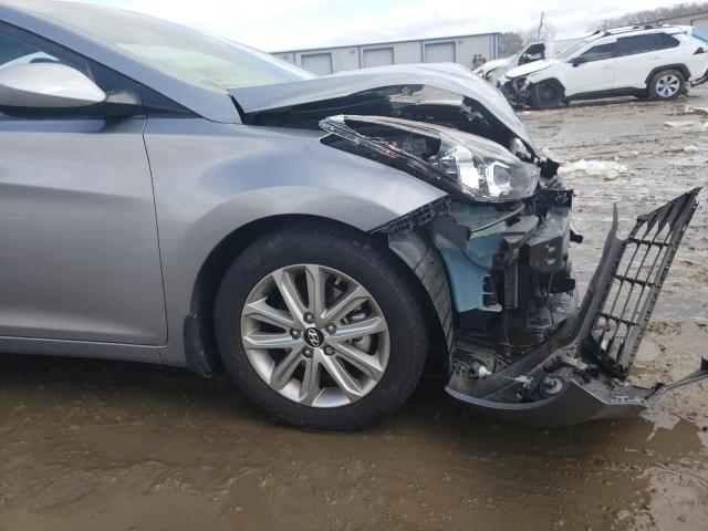 Photo 8 VIN: KMHDH4AE6FU254210 - HYUNDAI ELANTRA SE 